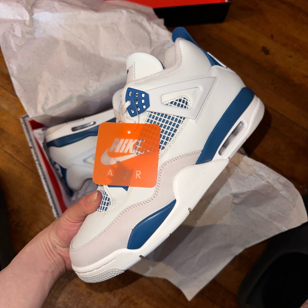 Retro 4 military blue